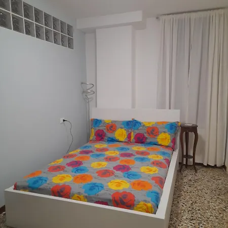 Veneziacentopercento La Forcola Apartment, Next To Rialto Bridge Exterior foto
